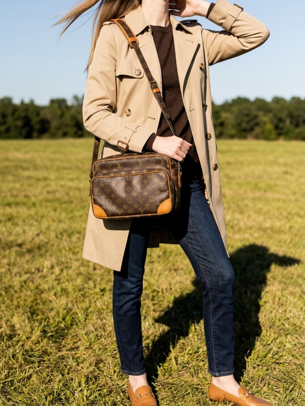 Louis Vuitton Monogram Nile Crossbody Shoulder Bag Brown